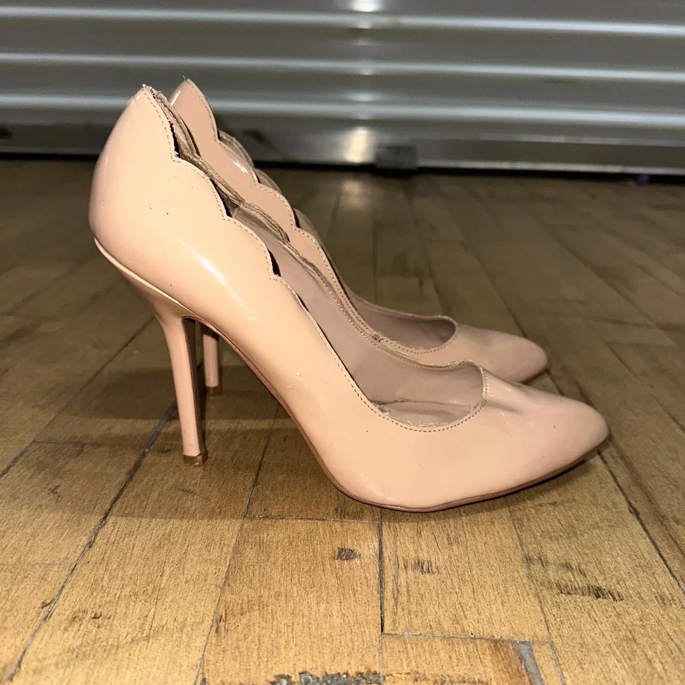 Betsey Johnson Stiletto Pumps Women's 9.5 Pink PU Leather High Heels Pointed Toe